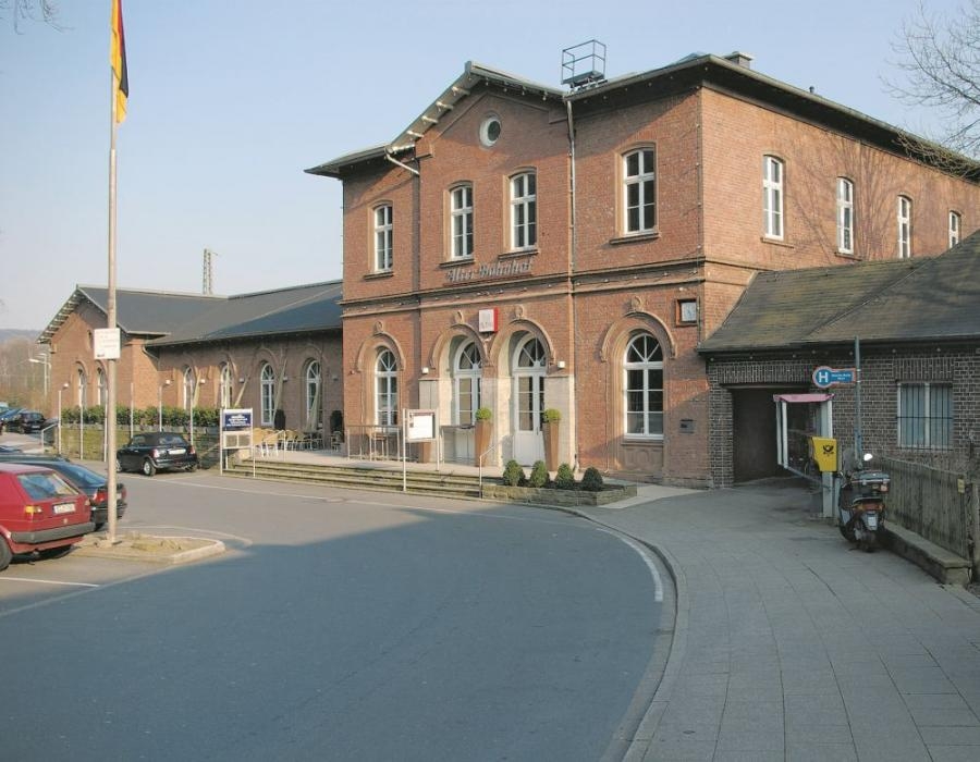 Bf Kettwig 2008 Straßenseite