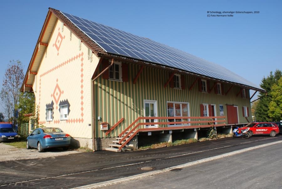 ehemalige Güterschuppen am Bf Scheidegg