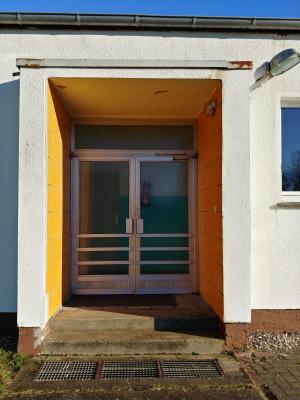 Eingang Turnhalle