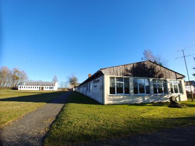 Pavillon, Sportplatz, Turnhalle Blick aus Westen 1