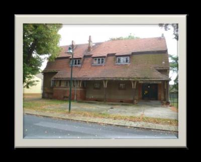 Mehrfamilienhaus in Reinsdorf, Wiepersdorfer Str. 1