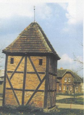 Vorschaubild Glockenturm Stresendorf