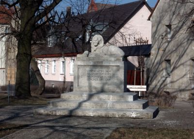 Vorschaubild Löwendenkmal Latdorf