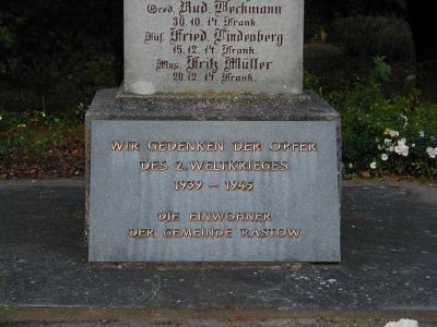 Vorschaubild Gedenkstein für die in den Weltkriegen Gefallenen Rastow
