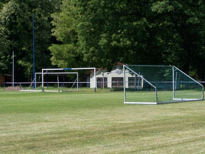 Vorschaubild Fußballplatz Saarmund
