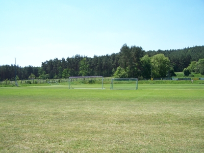 Vorschaubild Fußballplatz Saarmund