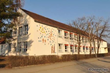 Vorschaubild Karl-Eduard von Lingenthal-Oberschule Ortrand mit integrierter Grundschule - Europaschule