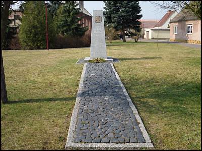 Vorschaubild Kriegerdenkmal Zabakuck