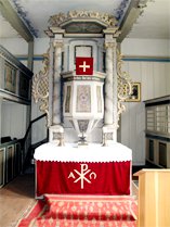 Altar in der Görner Kirche