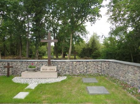 Deutsche Kriegsgräberstätte in Reitwein Foto: Info Punkt Lebus