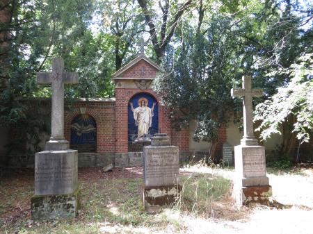 Die Grabanlage  der Familie von Burgsdorff   Foto: Info Punkt Lebus