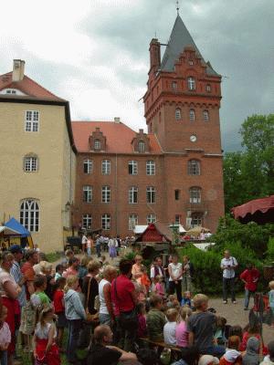 Burgspektakel auf der Plattenburg - ein alljährliches Highlight in der Gemeinde