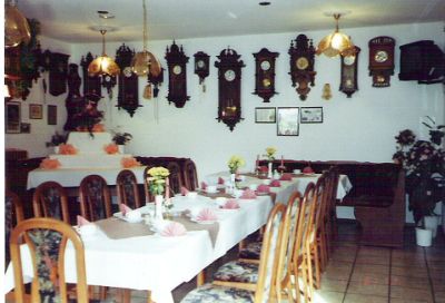 Vorschaubild Gaststätte und Pension ''Zum Bergfried''