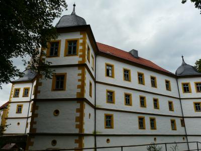 Kinder- und Jugendheim "Schloss Marisfeld"