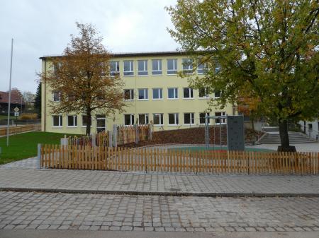 Schule Wald - Pausenhof