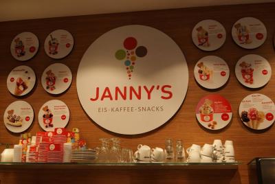 Vorschaubild Janny's Eis-Kaffee-Snacks
