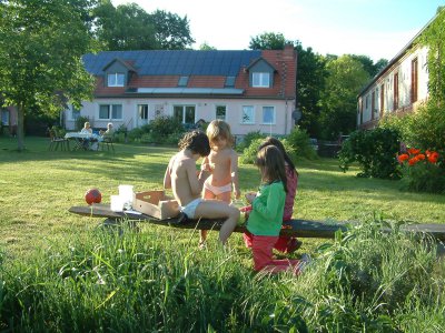 Vorschaubild Naturfreundehaus Ferchels Familie Ueberschaer