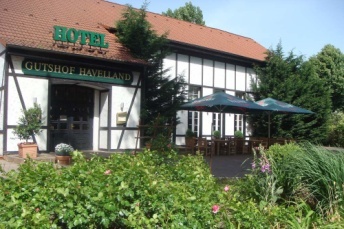 Vorschaubild „Gutshof Havelland“                                                                                     Restaurant & Hotel