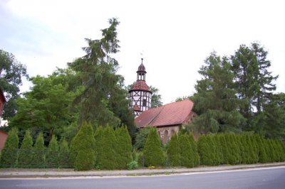 Kirche im Ortsteil Stolzenhain
