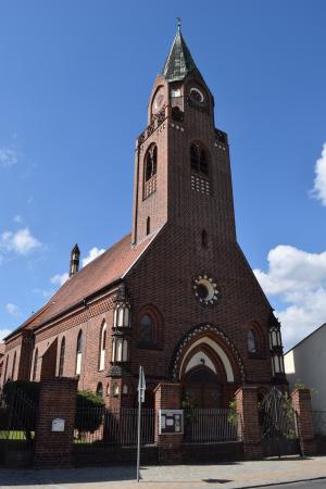 Vorschaubild Katholische Kirche Rosenkranzkönigin Ketzin