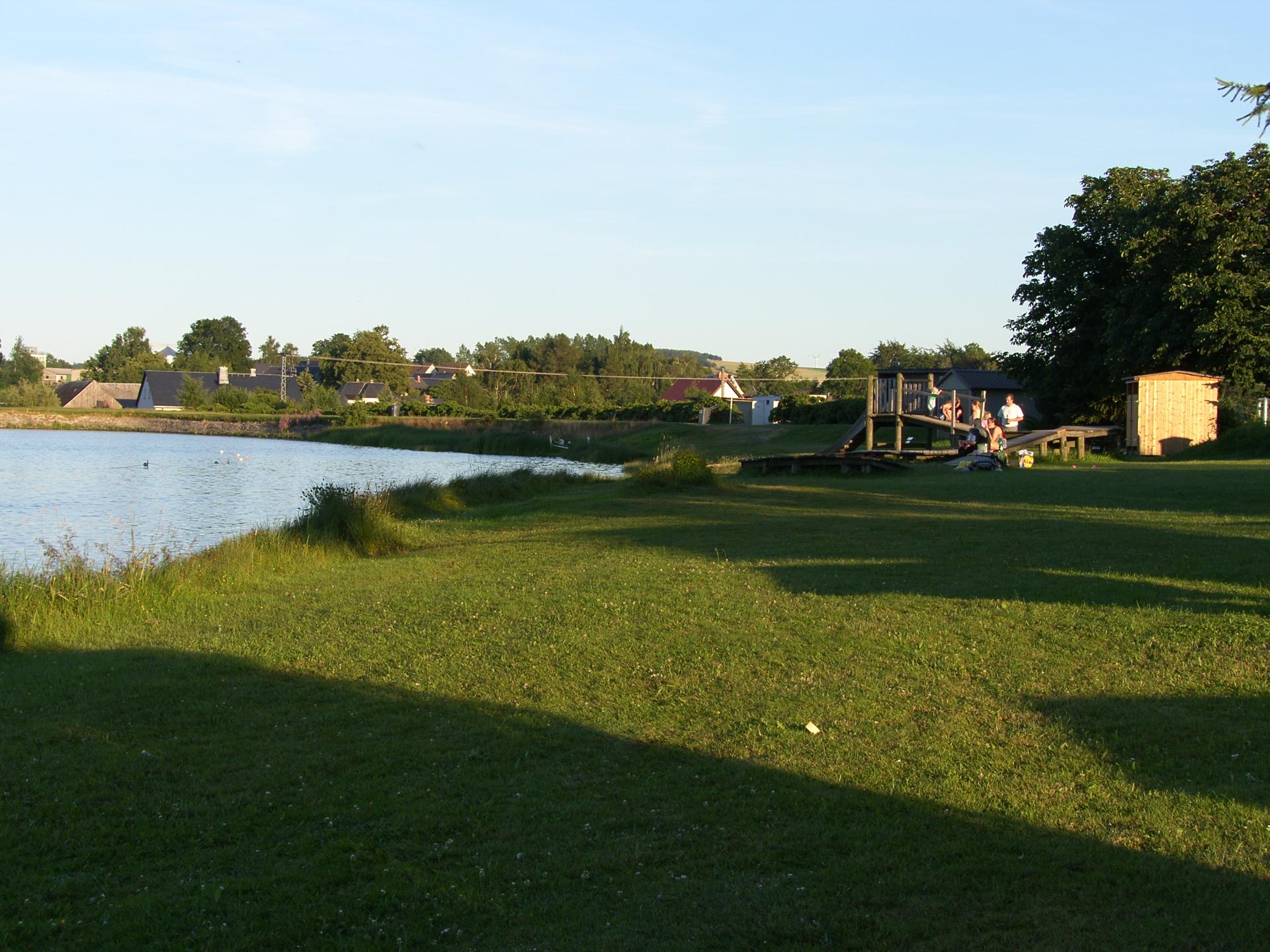 Gemeinde Großhartmannsdorf Naturbad "Neuer Teich"