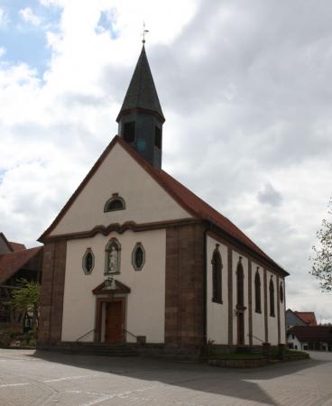 Vorschaubild Kath. Pfarrgemeinde Christkönig Flieden  - Filialkirche Herz Jesu Schweben