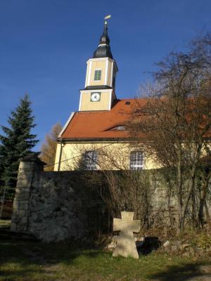 Vorschaubild Kirche Naundorf