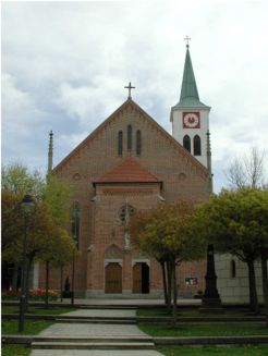 Vorschaubild Pfarrkirche St. Johannes Wallersdorf