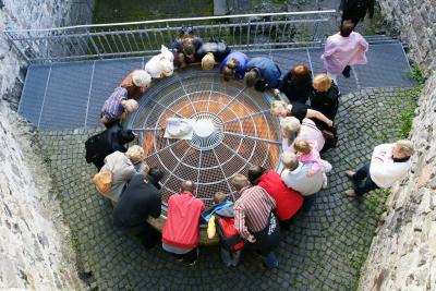 Das bedeutendste Bauwerk auf der Hohenburg: Der tiefe Brunnen