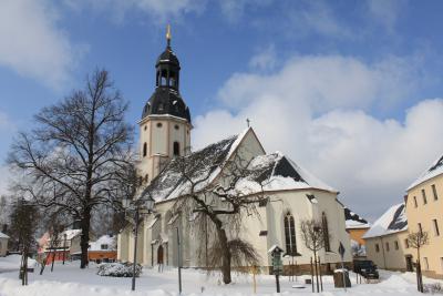 Die St. Ulrich Kirche in Schlettau.