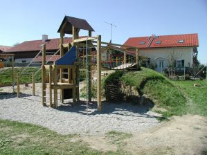 Vorschaubild Spielplatz Ostermünchen