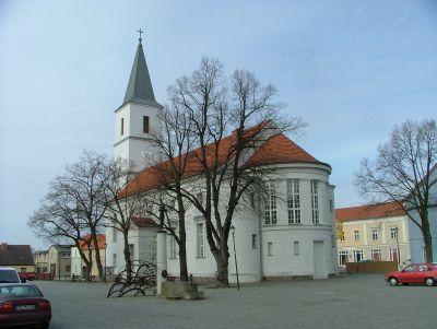 Vorschaubild Marktplatz und Kirche Seelow