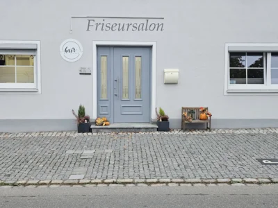 Friseursalon hair by Manu
