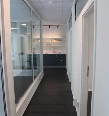Du mietest den Arbeitsplatz, um alles andere kümmert sich Smart Offices Querfurt.