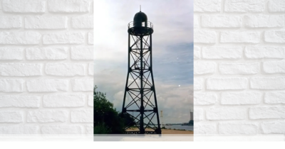 Schwarzer Leuchtturm