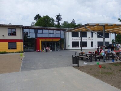 Vorschaubild Schule an der Carbäk
