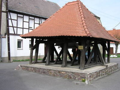 Glockenstuhl der St. Markus Kirche Ziegelroda