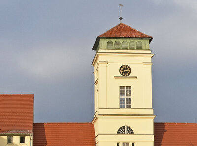 Uhrenturm der Grundschule Groß Machnow © Gemeinde Rangsdorf - AL22