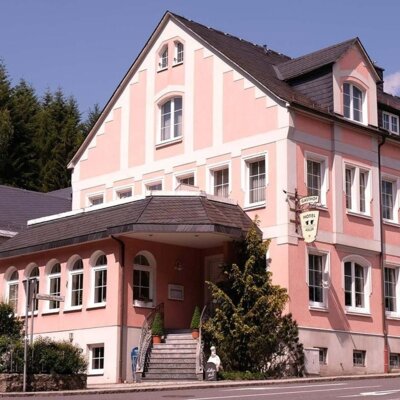 Vorschaubild Gasthaus & Hotel Schwarzer Adler