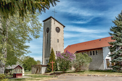 katholische Kirche "St. Maria Regina Pacis, 06905 Bad Schmiedeberg - Foto: Elbetalfotografie