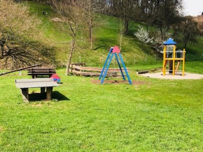 Vorschaubild Spielplatz - Lampenhain
