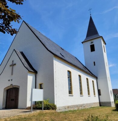 Vorschaubild Katholische Pfarrkirche “Mariä Himmelfahrt“