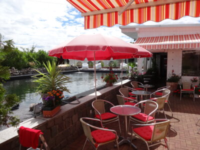 Eiscafe und Eventlocation Simonight