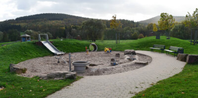 Vorschaubild Kinderspielplatz Dreis