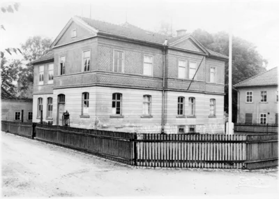 Vorschaubild Alte Schule an der Hohen Stra&szlig;e Remst&auml;dt