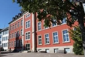 Luisenburg-Gymnasium