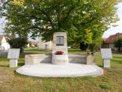Vorschaubild Kriegerdenkmal Deutsch Bork