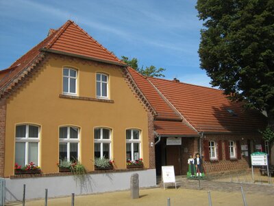Alte Schule (Foto Archiv Heimatverein Neuhardenberg e.V. )