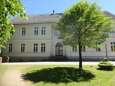 Das Gebäude der Grundschule in Sandau (Elbe)