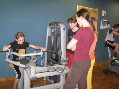 Fitnesstag der Klasse 6a im Wonnemar Bad Liebenwerda „Aktiv und gesund mit Sport“ (Bild vergr&ouml;&szlig;ern)